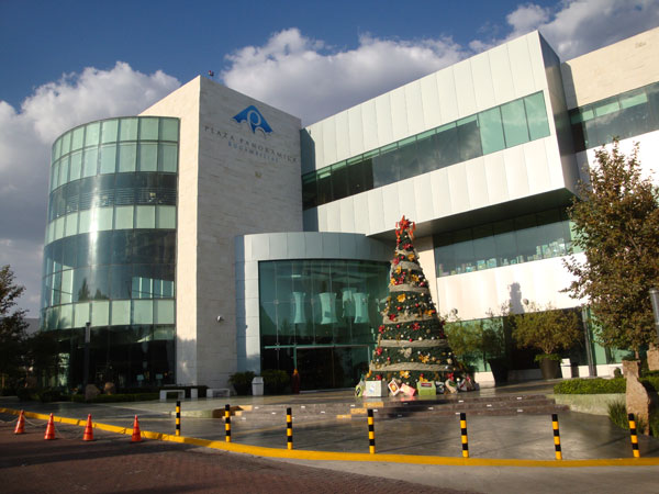 Plaza Panorámica Bugambilias - Zona Guadalajara