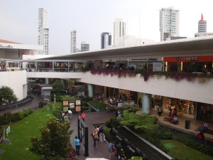 Plaza Andares
