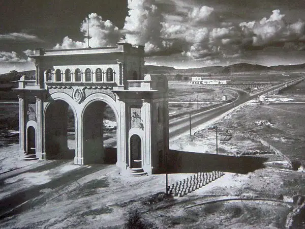 Arcos de Guadalajara en 1950