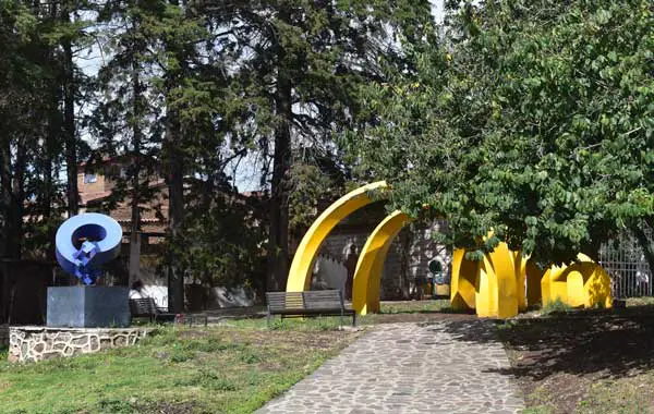 Parque-de-las-Esculturas-Tapalpa